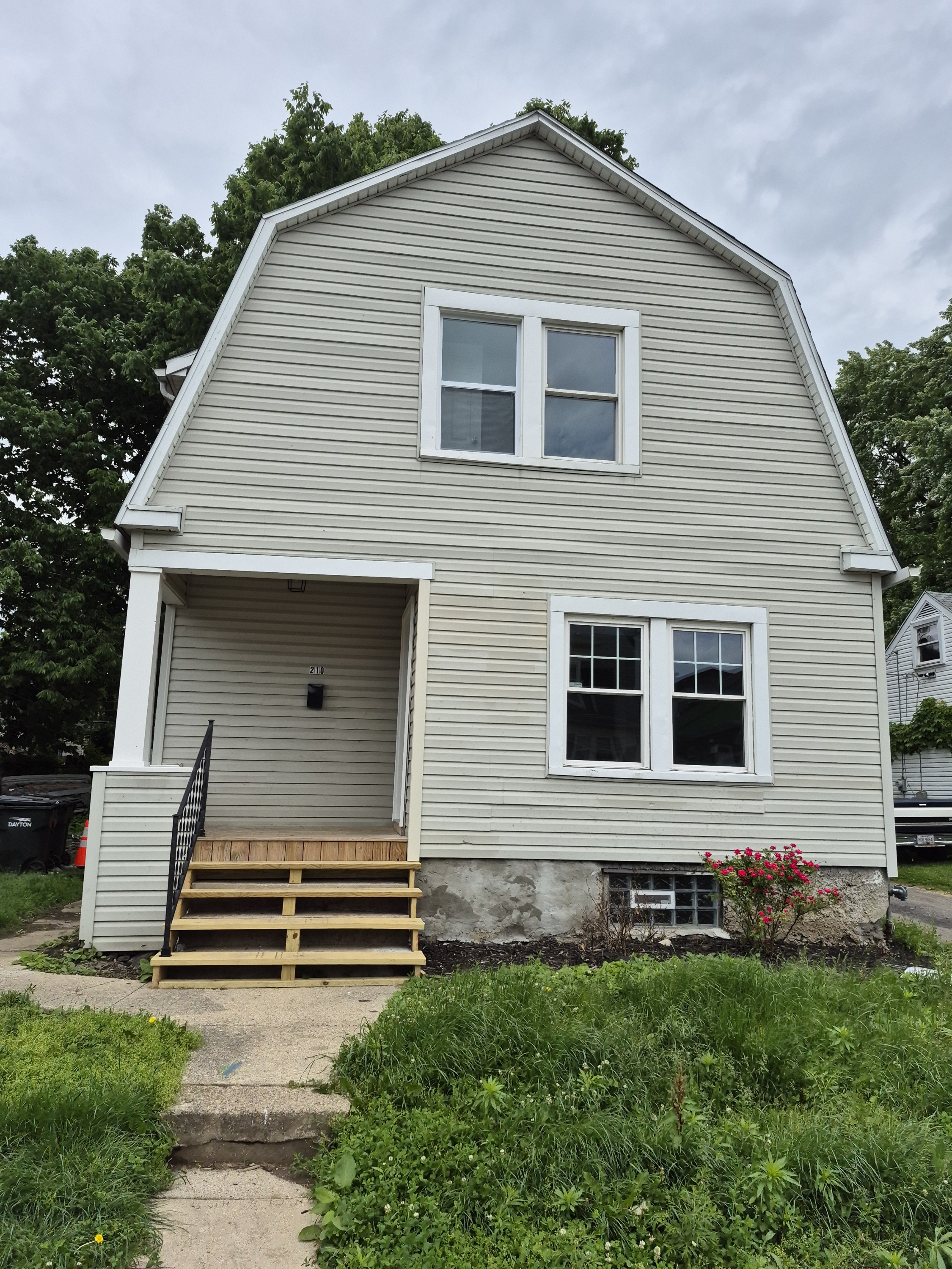 210 South Hedges Street